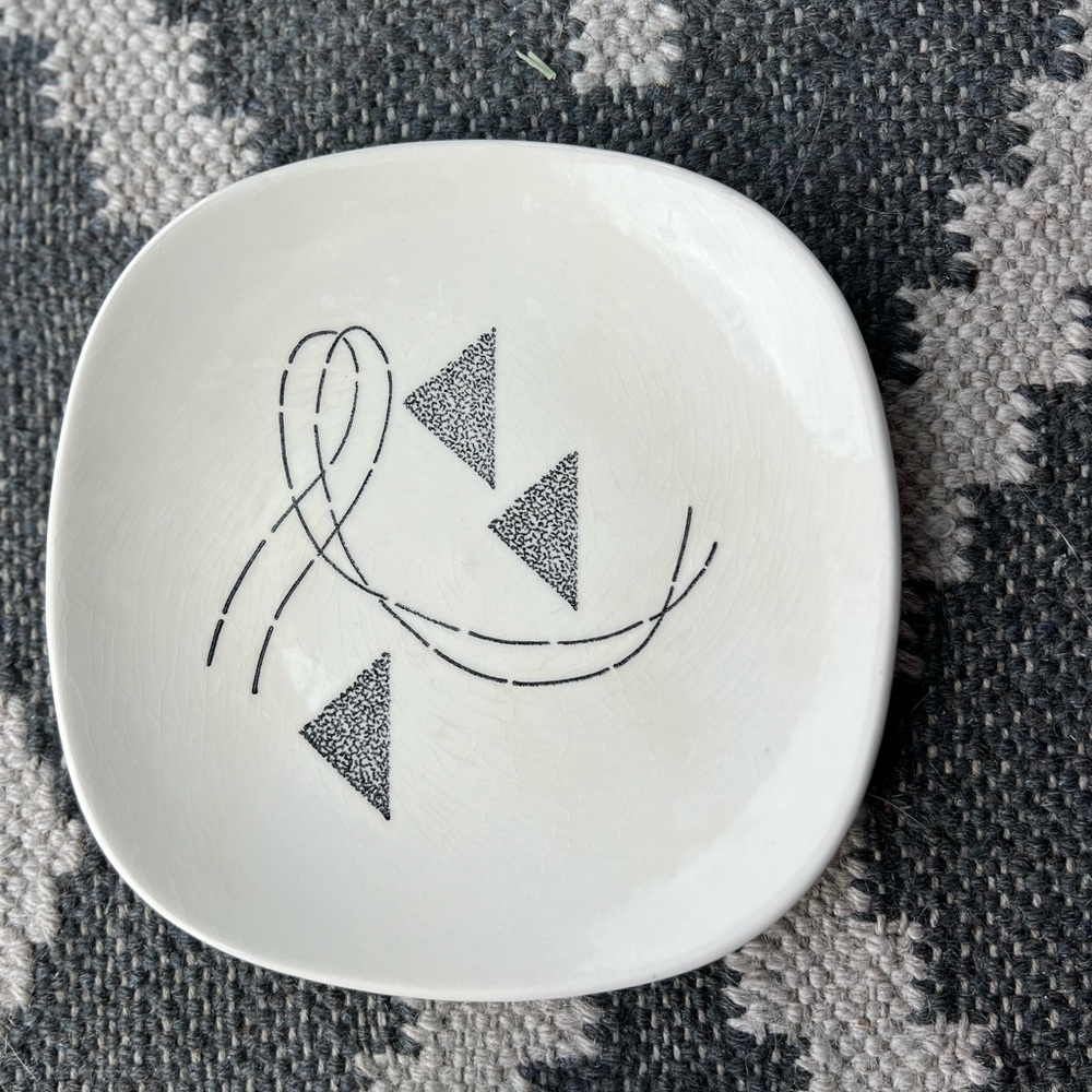 Set of Six EDWIN KNOWLES Flair Pattern Appetizer / Bread & Butter Plates - Picture 7 of 7